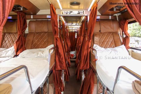 Sai Prasanna Travels shatabdi AC Sleeper dalam foto