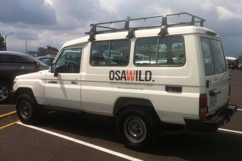 Osa Wild Van 10pax outside photo