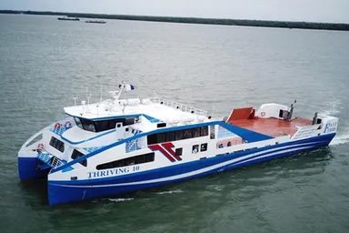 Thanh Thoi Ferry Tourist 外観
