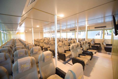 Sea Angel Cruise Ferry foto interna