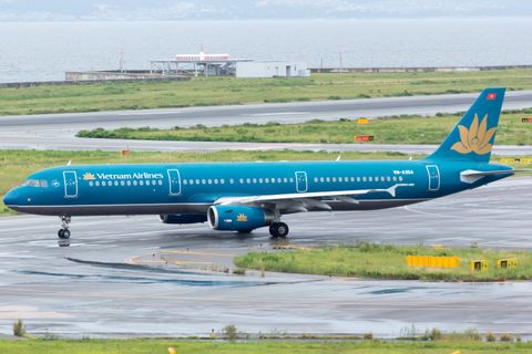 Vietnam Airlines Economy outside photo