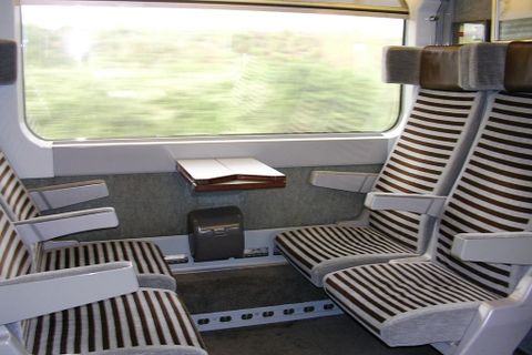 Eurostar Second Class Seat 内部の写真
