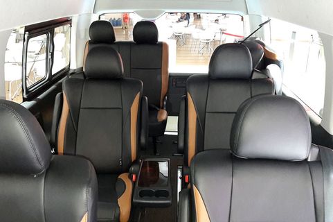 Purnajaya Travel AC Seater fotografía interior