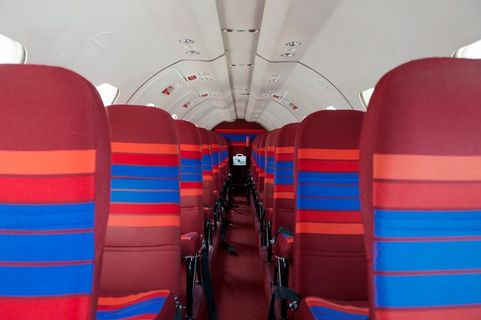 Bearskin Airlines Economy foto interna