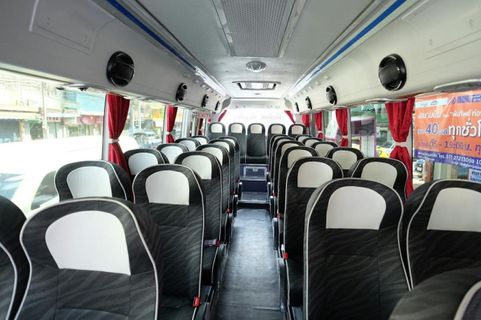 Phantip Bus + Bus fotografía interior