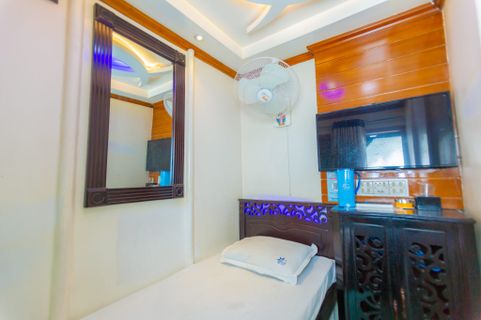 River Ferry 1 berth cabin AC with common bath εσωτερική φωτογραφία