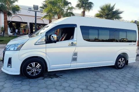 VTS Vacation Travel Services Van 6pax outside photo
