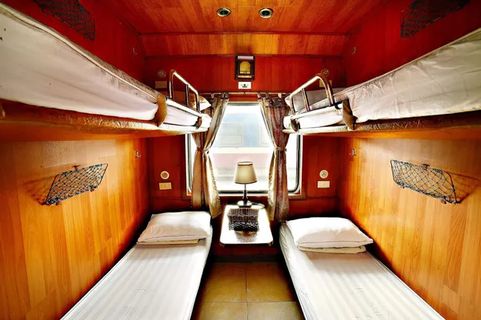 King Sapa Train Shared Deluxe Cabin dalam foto