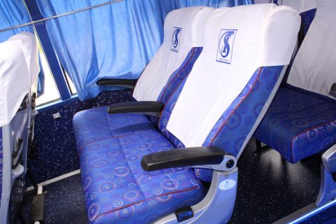 Shyam Travels AC Seater dalam foto