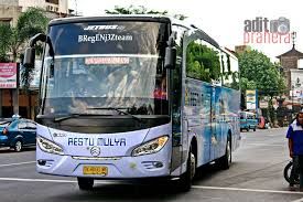 Restu Mulya Malang Express Aussenfoto