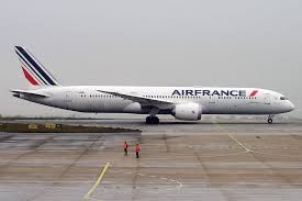 Air France Economy outside photo