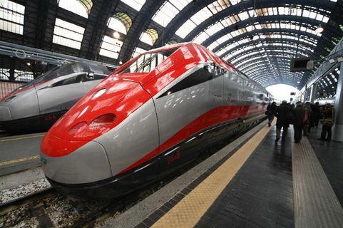 Trenitalia Premium Class 외부 사진
