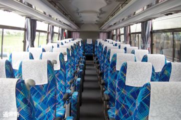 Sakura Kotsu Bus Standard foto interna