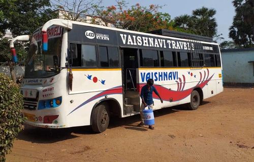 Vaishnavi Travels AC Sleeper Фото снаружи