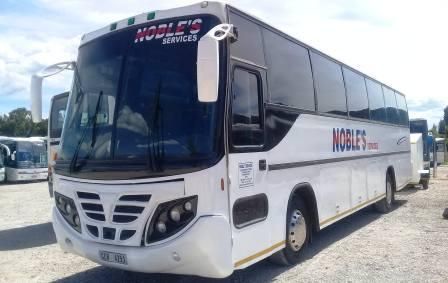 Nobles Luxury Coach Aussenfoto