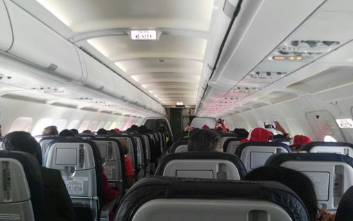 Viva Air Peru Economy dalam foto