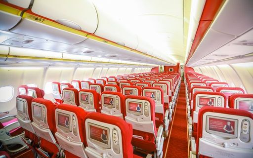 TianJin Airlines Economy Innenraum-Foto