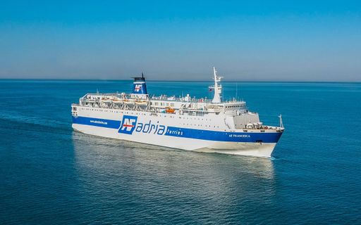 Adria Ferries High Speed Ferry Aussenfoto