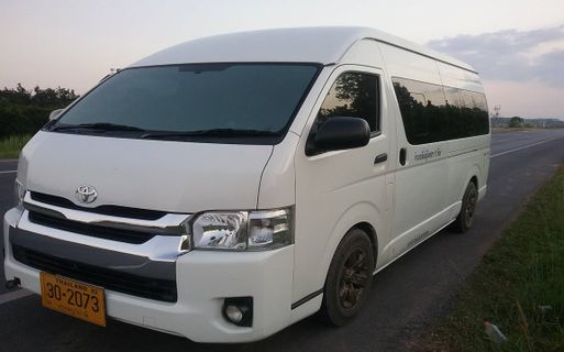 Ramon Transport Minivan Utomhusfoto