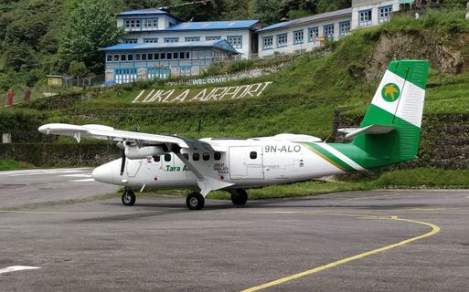 Tara Air Economy عکس از خارج