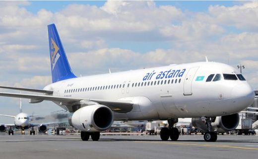 Air Astana Economy buitenfoto