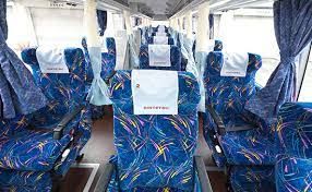 Kintetsu Bus ZKN19 AC Seater تصویر درون