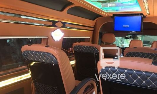 Huong Giang Limousine VIP-Class 내부 사진