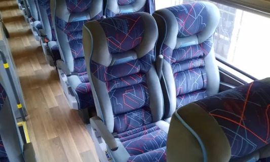 Starbus Reclining Seats 160 всередині фото