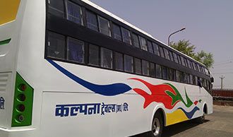 Kalpana Bus AC Sleeper Aussenfoto