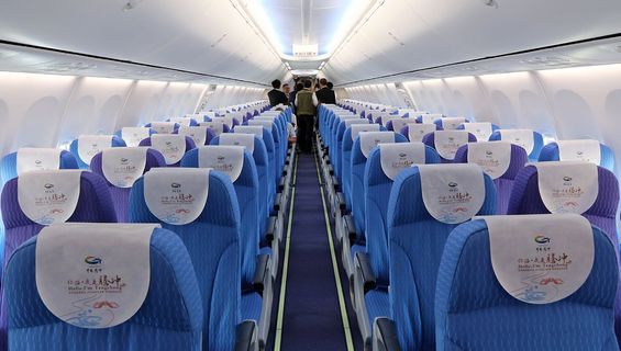 Kunming Airlines Economy 内部の写真