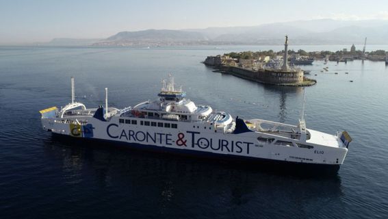 Caronte and Tourist Reserved Seat Economy outside photo