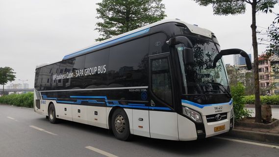 Sapa Group Bus VIP 22 Diluar foto
