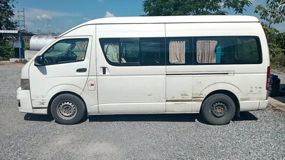 Sawaeng Transport Van + Minibus buitenfoto