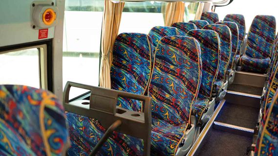 Sri Lanka Bus Service Luxury didalam foto