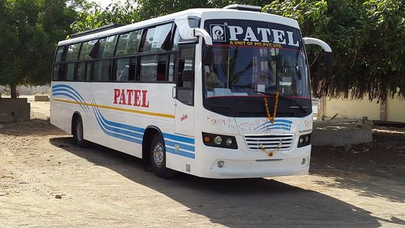 Patel Tours And Travels Non-AC Sleeper Diluar foto