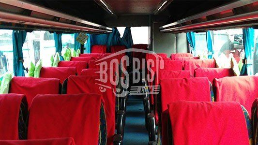Bandung Express Kudus Express Innenraum-Foto