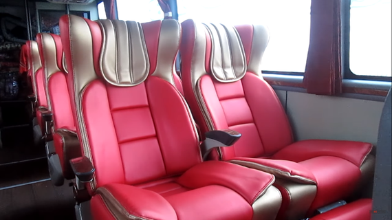 Sanura AC Seater Photo intérieur