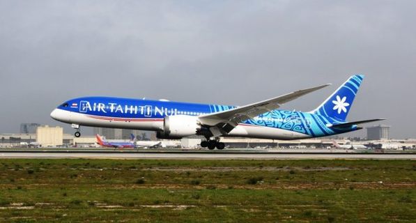Air Tahiti Nui Economy luar foto
