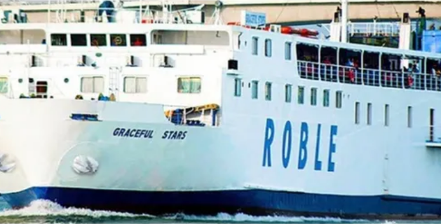 Roble Shipping Tourist Diluar foto