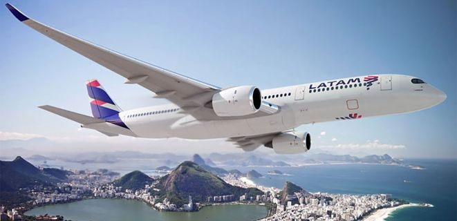 LATAM Airlines Brasil Economy foto esterna
