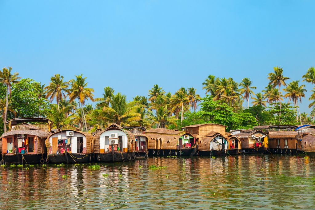 Kochi India to Alleppey