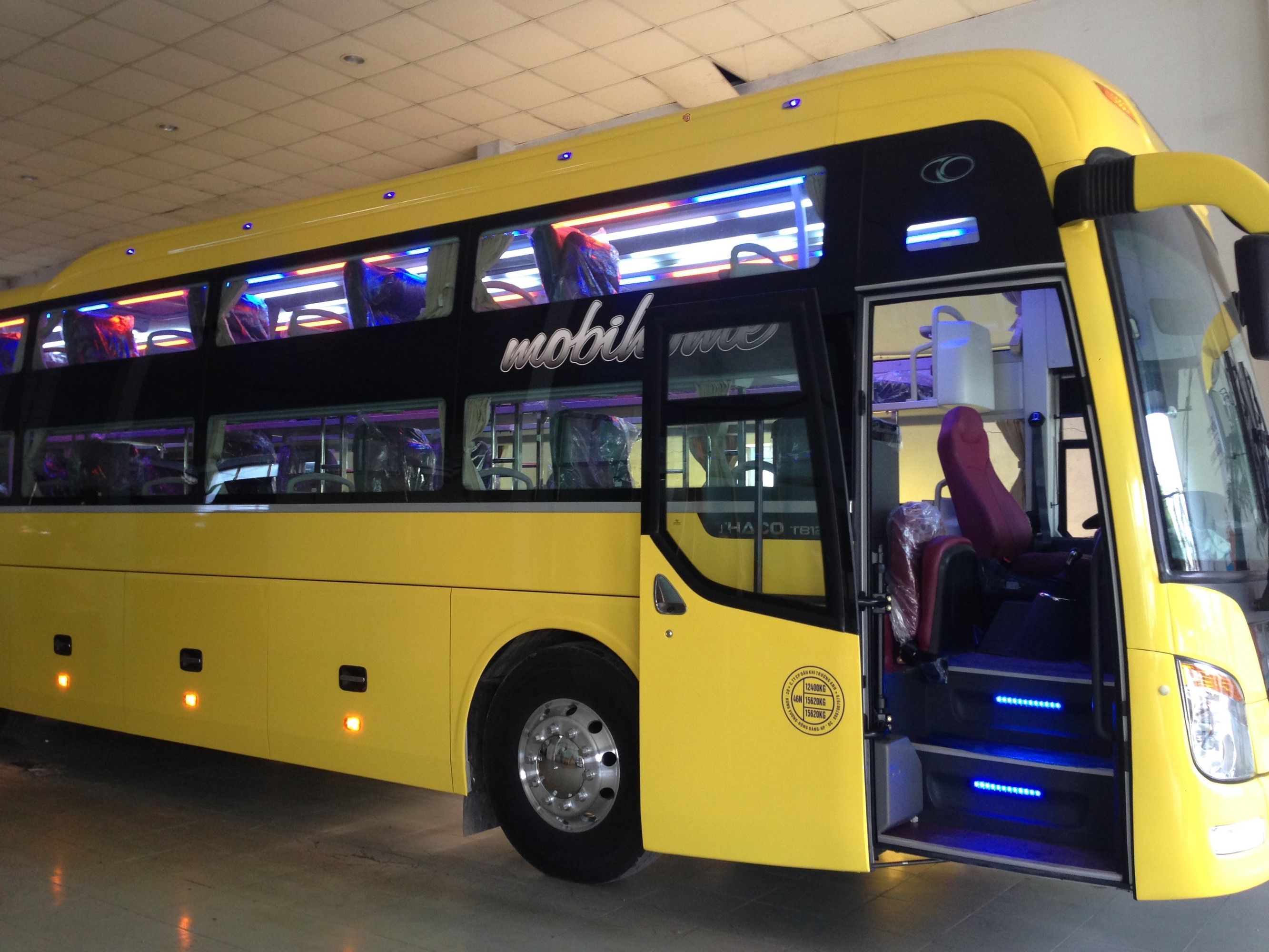 Dong Hoi to Halong Bay by bus, train from VND 305k - Dec 2023